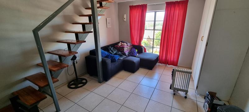 1 Bedroom Property for Sale in Kannoniers Park North West
